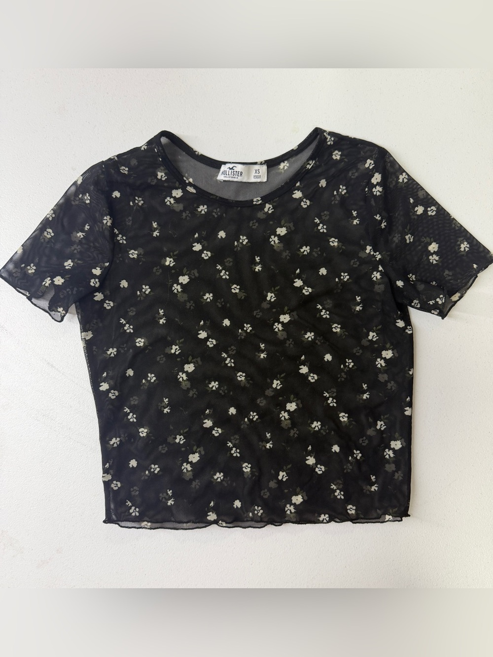 Hollister Black Sheer Floral Mesh Baby Tee Women’s XS Short Sleeve Top